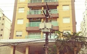 Apartamento Santos 2 dormitórios Gonzaga / José Menino - 6 pessoas